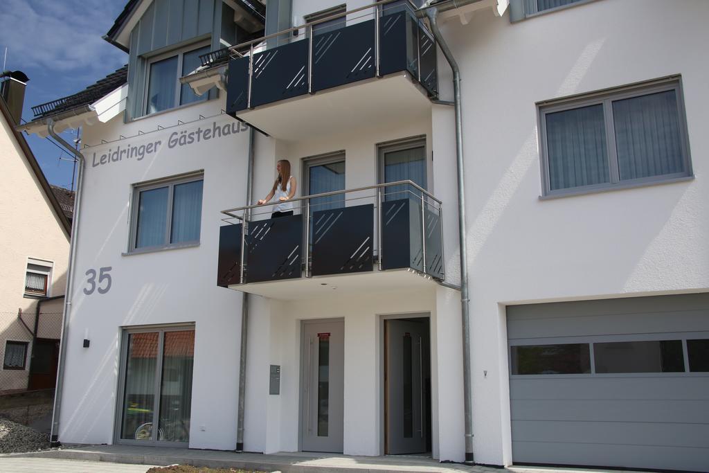 Leidringer Gaestehaus Gmbh Rosenfeld Bagian luar foto