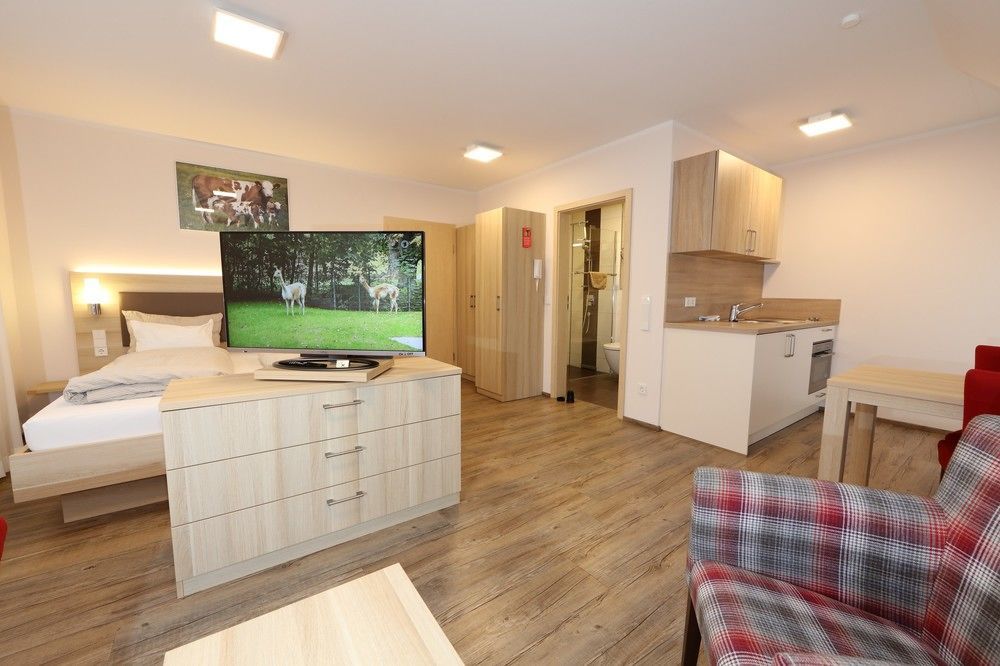 Leidringer Gaestehaus Gmbh Rosenfeld Bagian luar foto