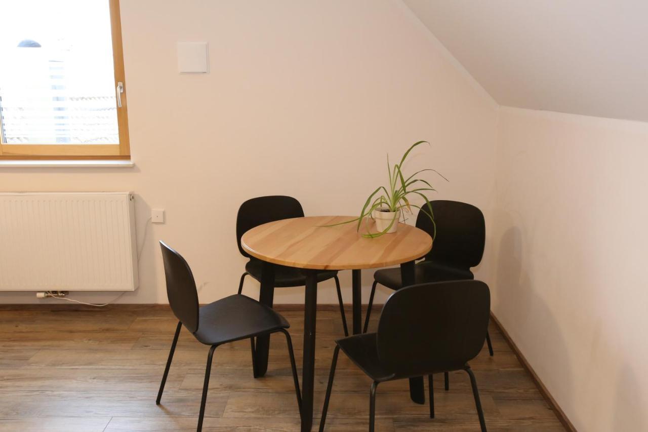 Leidringer Gaestehaus Gmbh Rosenfeld Bagian luar foto